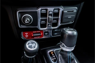 Jeep Wrangler – thumbnail 19
