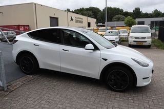 Tesla Model Y – thumbnail 6