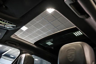 Porsche Cayenne – thumbnail 30