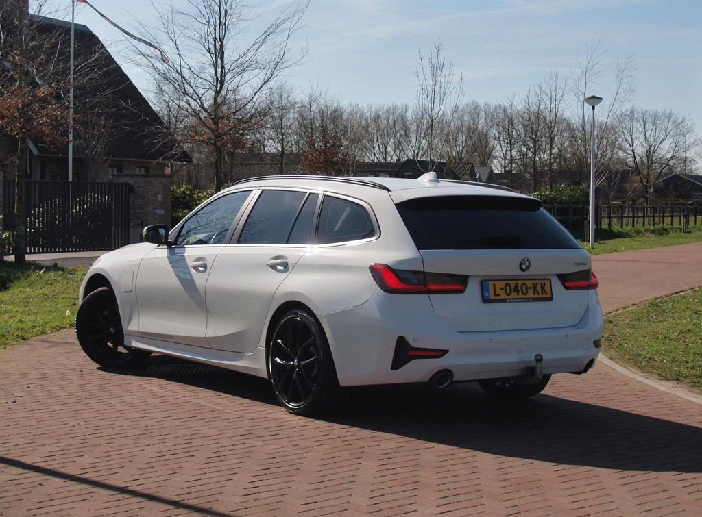 BMW 3 Serie – foto 3