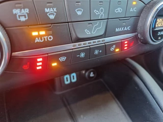 Ford Kuga – thumbnail 16
