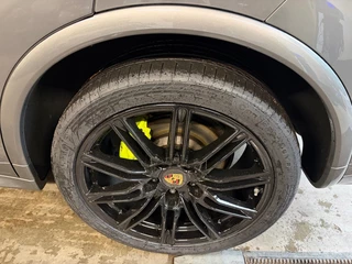 Porsche Cayenne – thumbnail 18