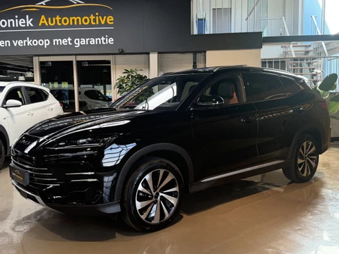 BYD SEAL U 1.5 DM-i FWD COMFORT | Zwart Leder | panoramadak | LONG RANGE | 125 KM 6 jaar fabrieksgarantie en 8 jaar op het accu pakket