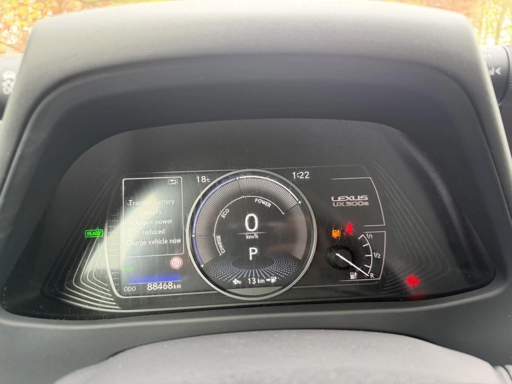 Lexus UX – foto 16