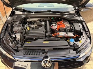 Volkswagen Golf – thumbnail 22