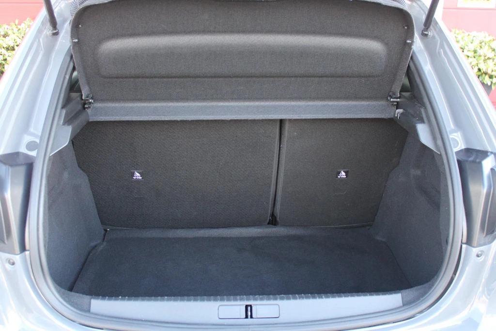 Peugeot 208 – foto 16