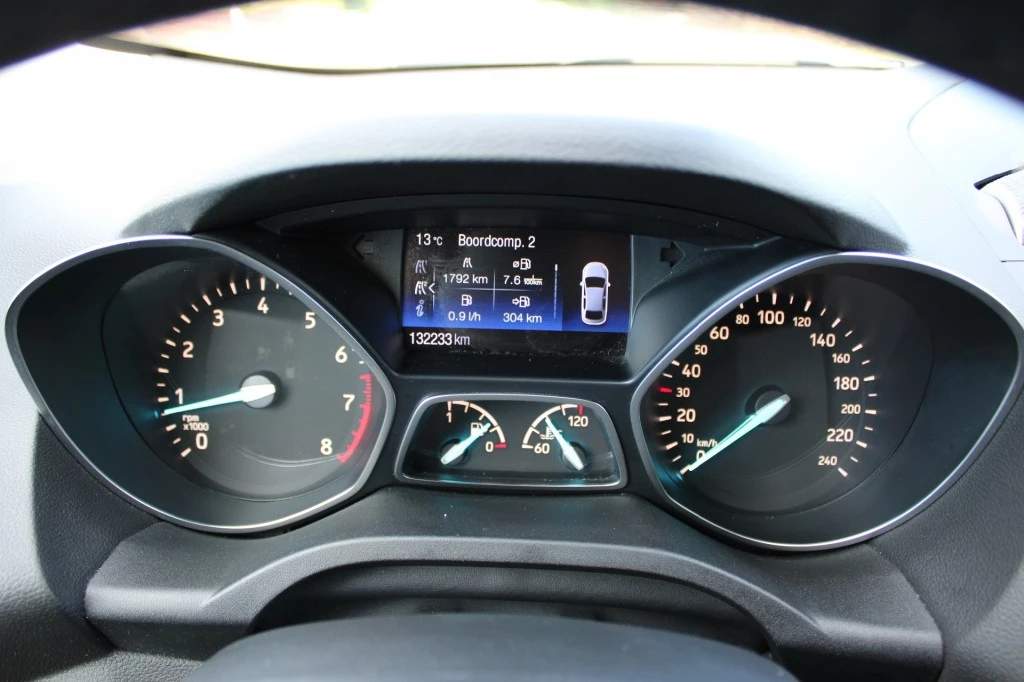 Ford Kuga – foto 35