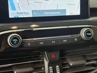 Ford Kuga – thumbnail 30