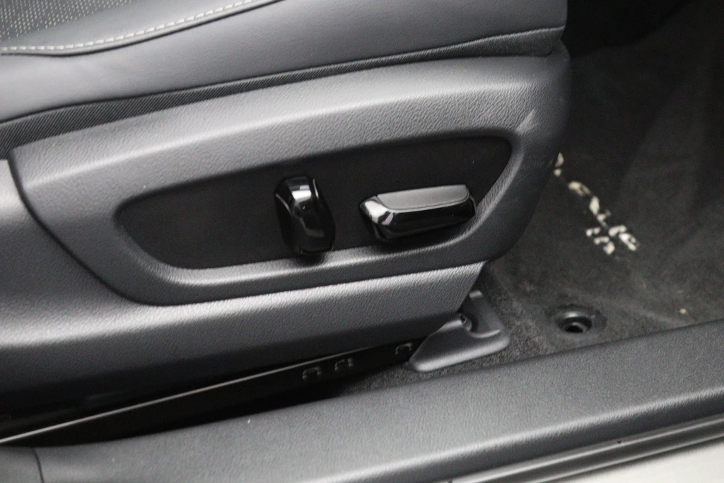 Lexus UX – foto 21