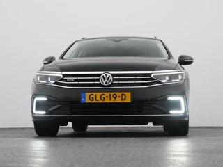 Volkswagen Passat – thumbnail 21