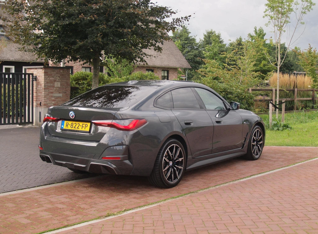 BMW i4 – foto 6