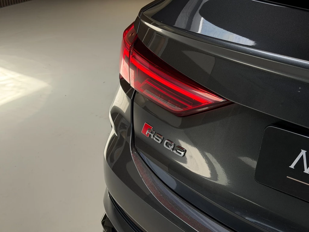 Audi RSQ3 – foto 16