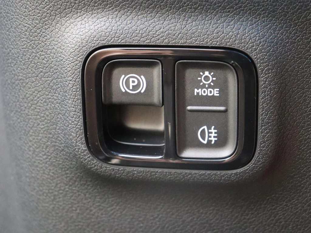 Mercedes-Benz CLA – foto 23