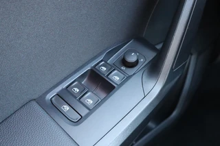 SEAT Arona – thumbnail 23
