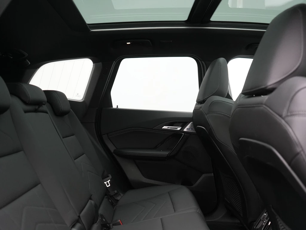 BMW iX1 – foto 16