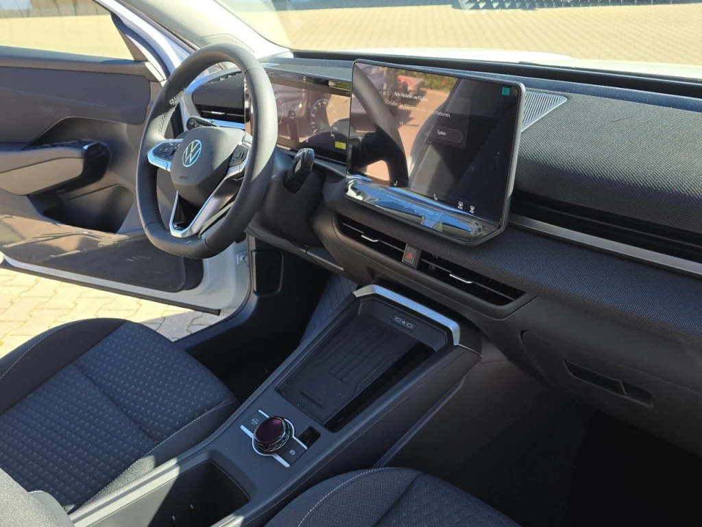 Volkswagen T-Roc – foto 18
