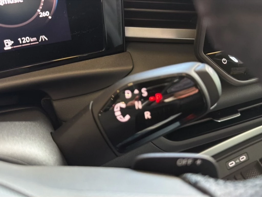 Volkswagen T-Roc – foto 18