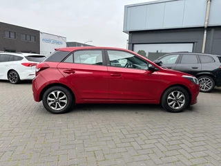 Hyundai i20 – thumbnail 5