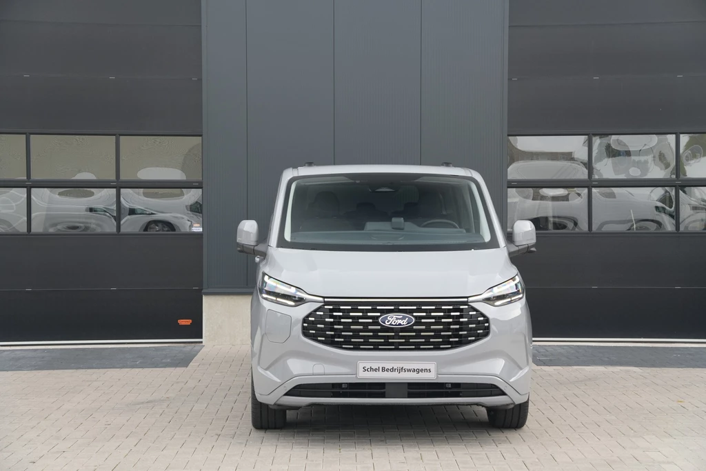 Ford Tourneo Custom – foto 9