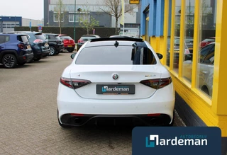 Alfa Romeo Giulia – thumbnail 4