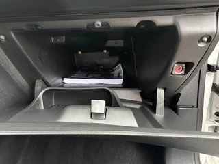 Peugeot 208 – thumbnail 10