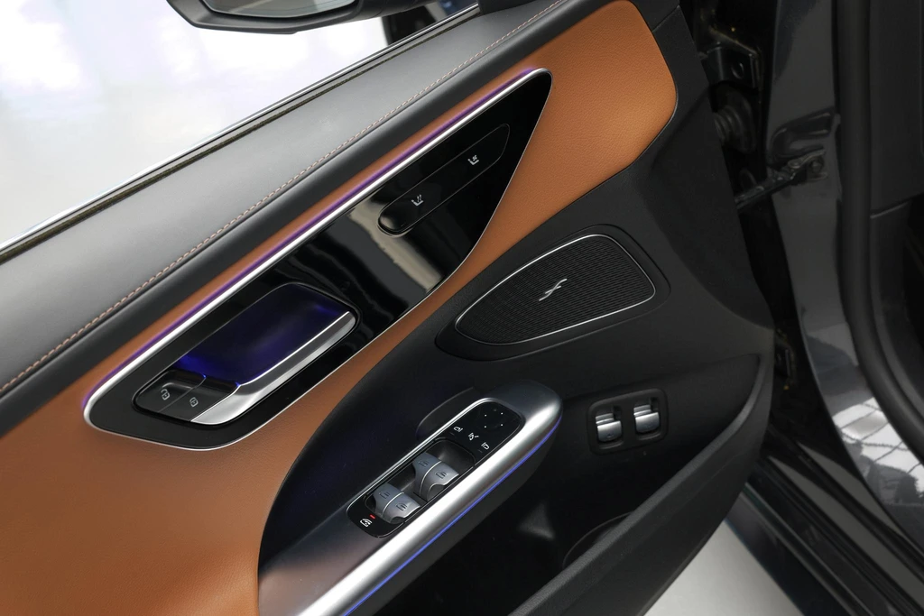 Mercedes-Benz C-Klasse – foto 31