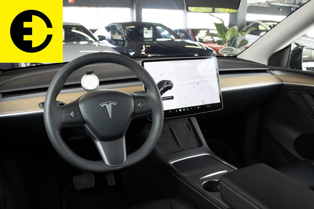 Tesla Model Y – foto 19