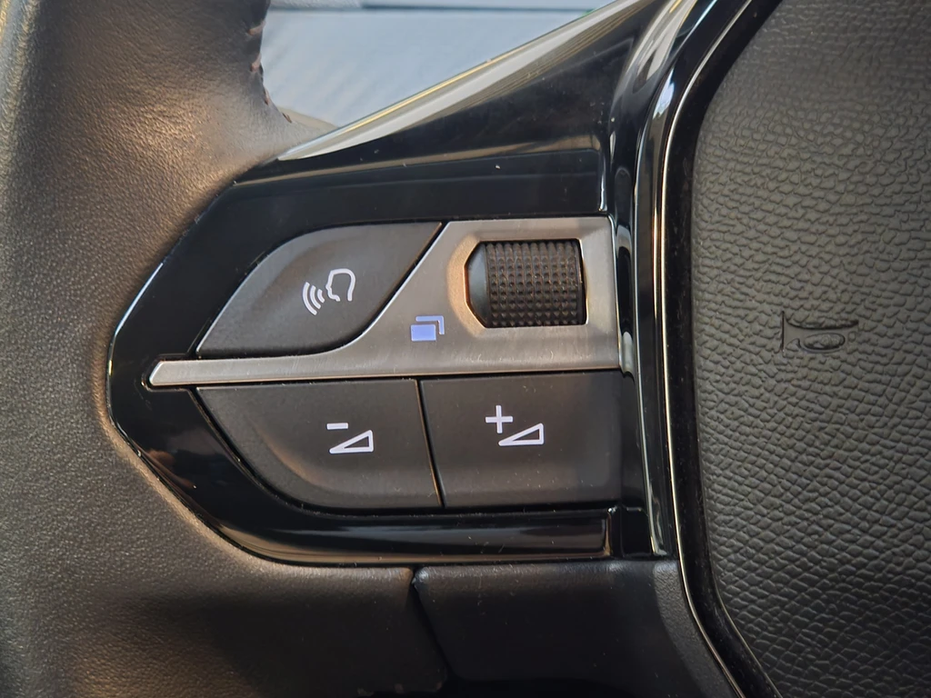 Peugeot 208 – foto 25