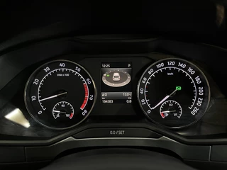 Škoda Superb – thumbnail 20