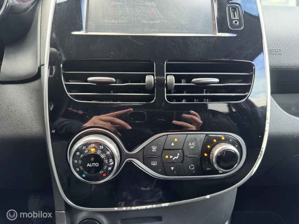 Renault Clio – foto 24