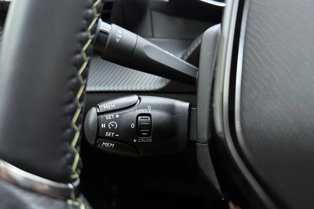 Peugeot 208 – foto 21