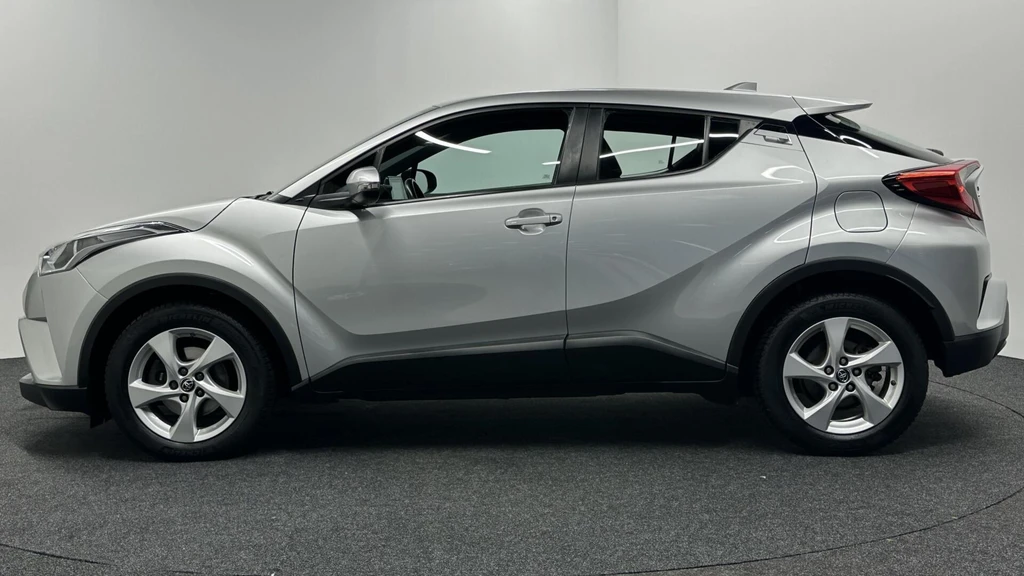Toyota C-HR – foto 2
