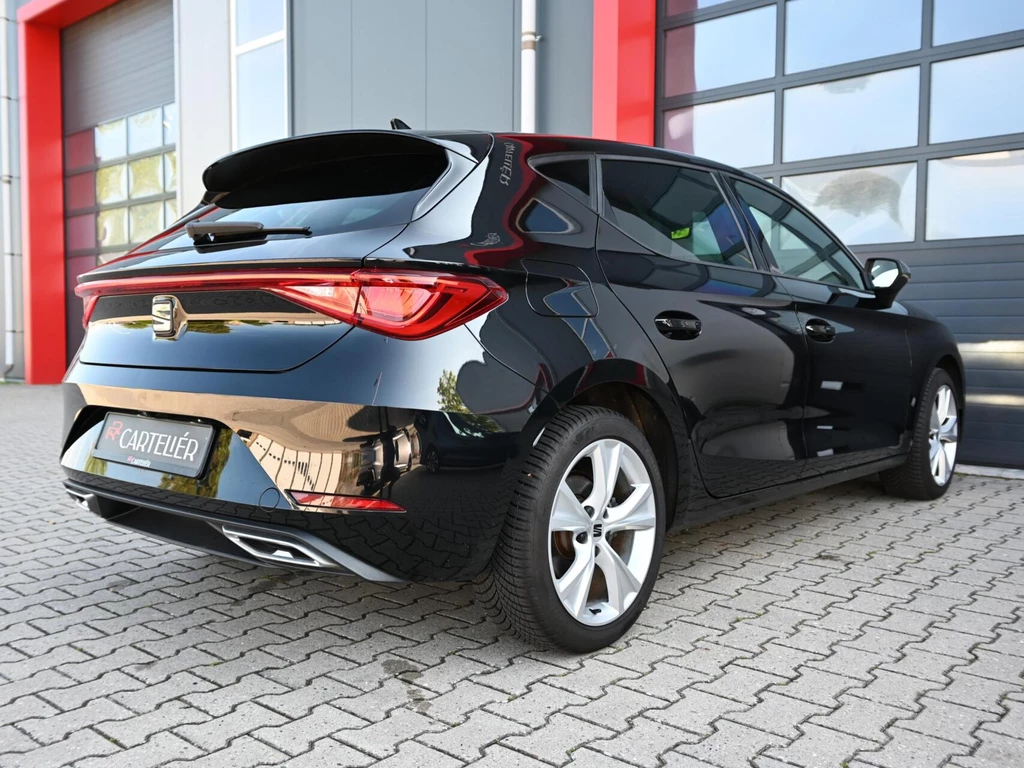 SEAT Leon – foto 8
