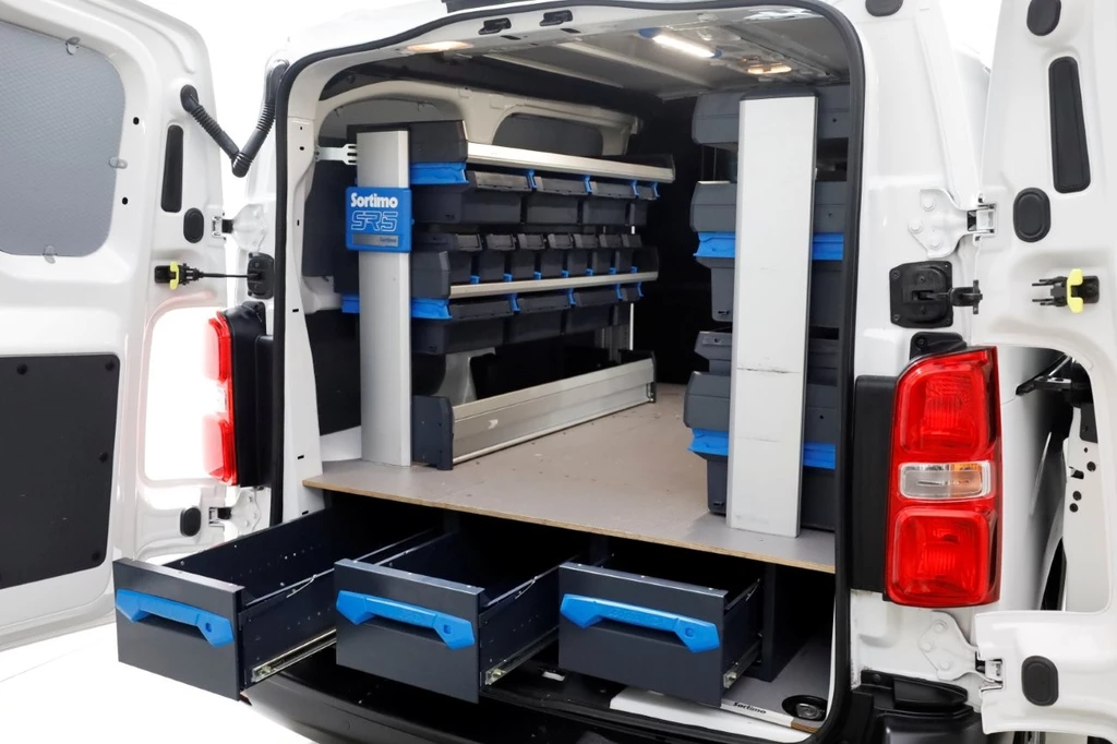 Opel Vivaro – foto 11