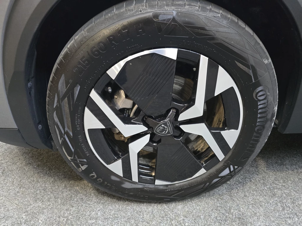 Peugeot e-2008 – foto 8