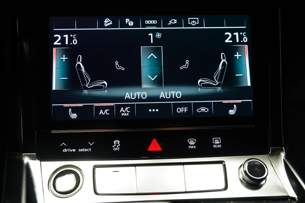 Audi e-tron – foto 15