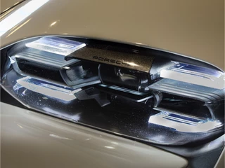 Porsche Taycan – thumbnail 23