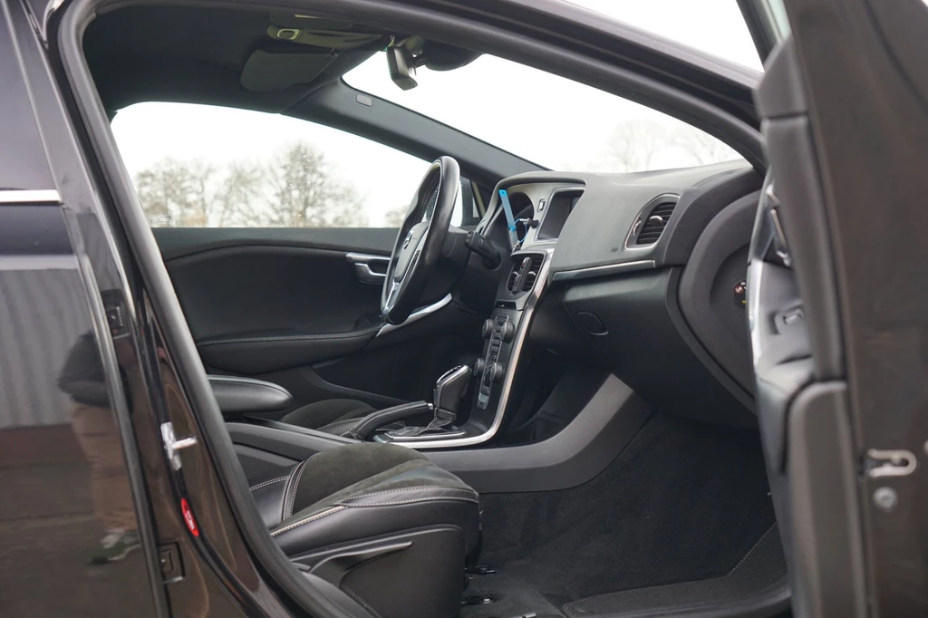 Volvo V40 – foto 11