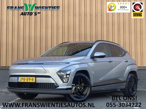 Hyundai Kona Electric Standard Range Pure Edition 48.6 kWh | Apple Carplay | Rijmodus Regeling | Lane Assist | Stuurwielverwarming |