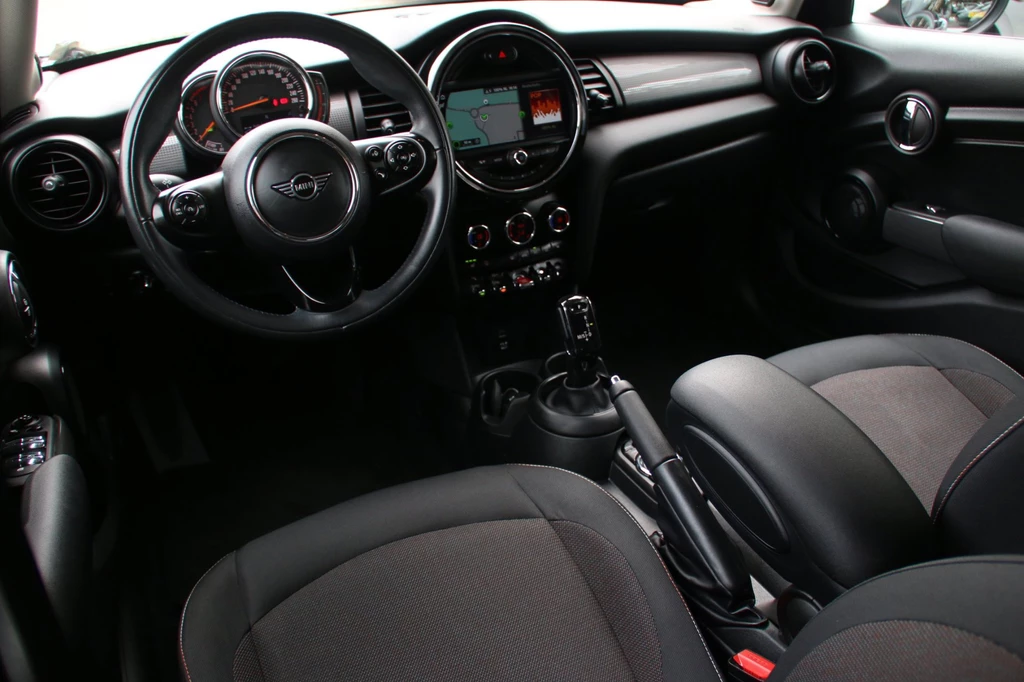 MINI 5-deurs – foto 8