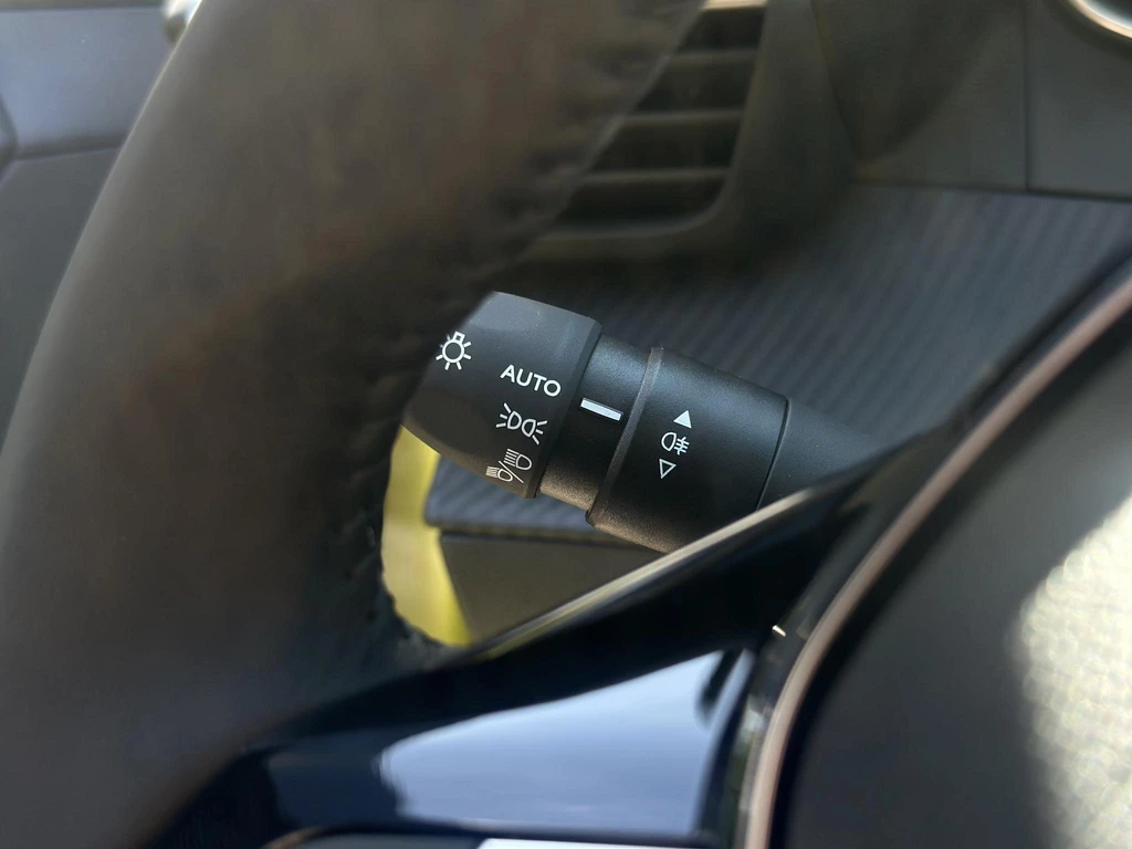 Peugeot 208 – foto 29