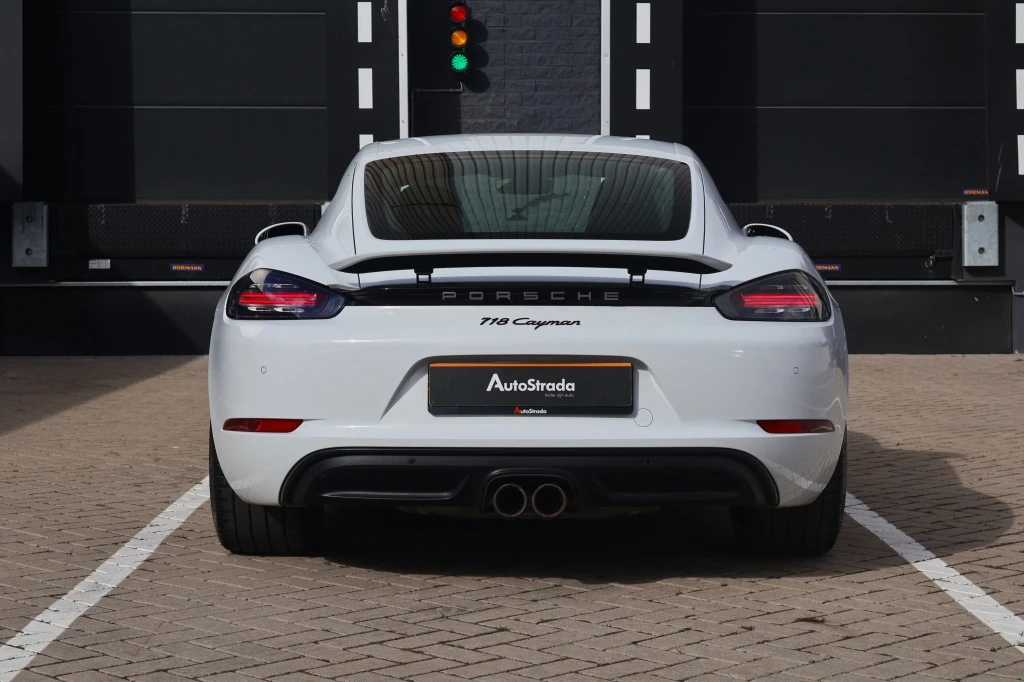 Porsche 718 – foto 5