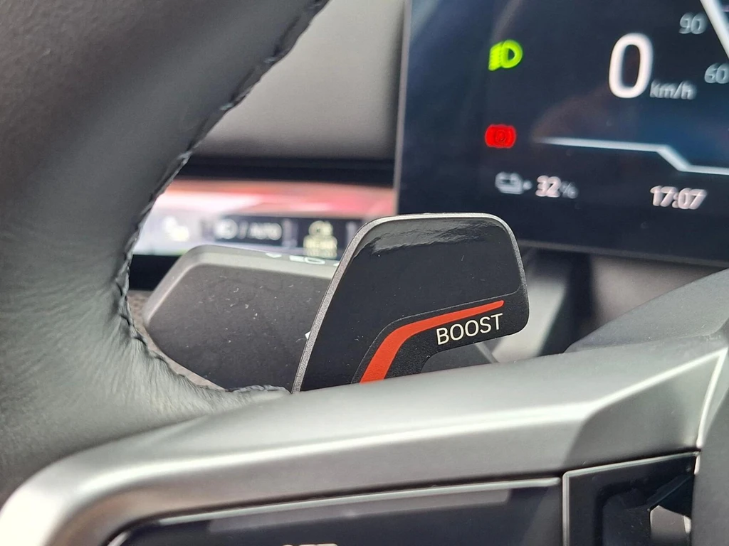 BMW i5 – foto 23