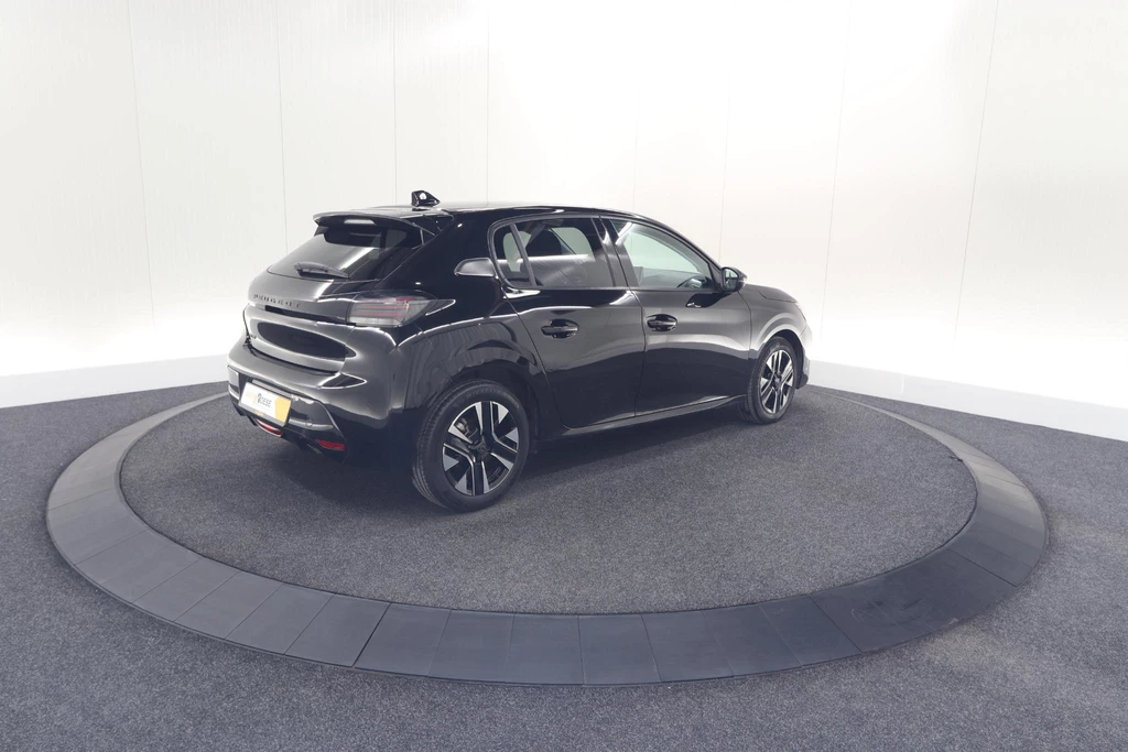 Peugeot 208 – foto 12