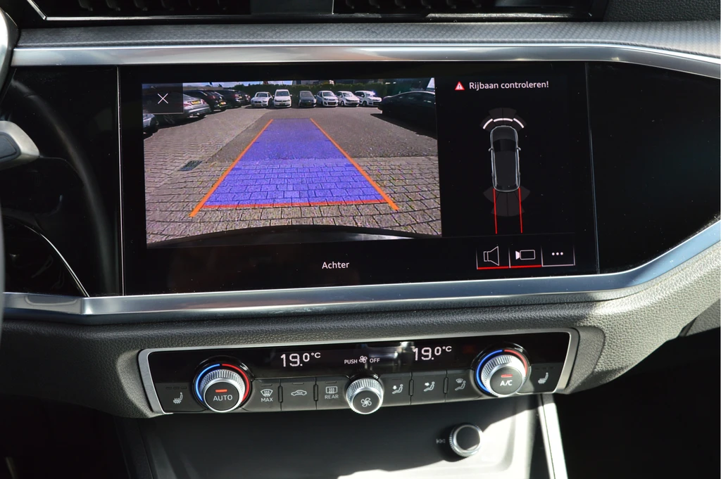 Audi Q3 – foto 18
