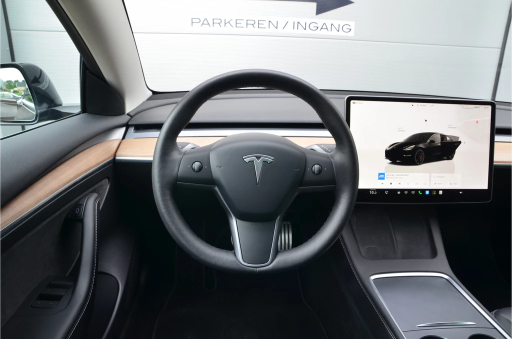 Tesla Model 3 – foto 14