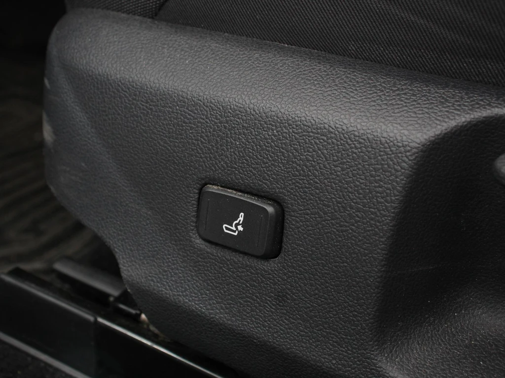 Toyota Corolla Touring Sports – foto 17