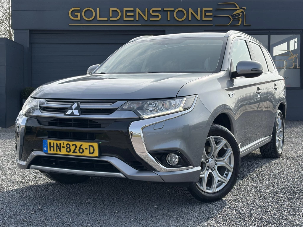 Mitsubishi Outlander – foto 1