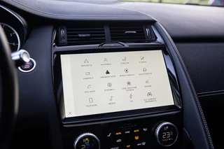 Jaguar E-PACE – thumbnail 15