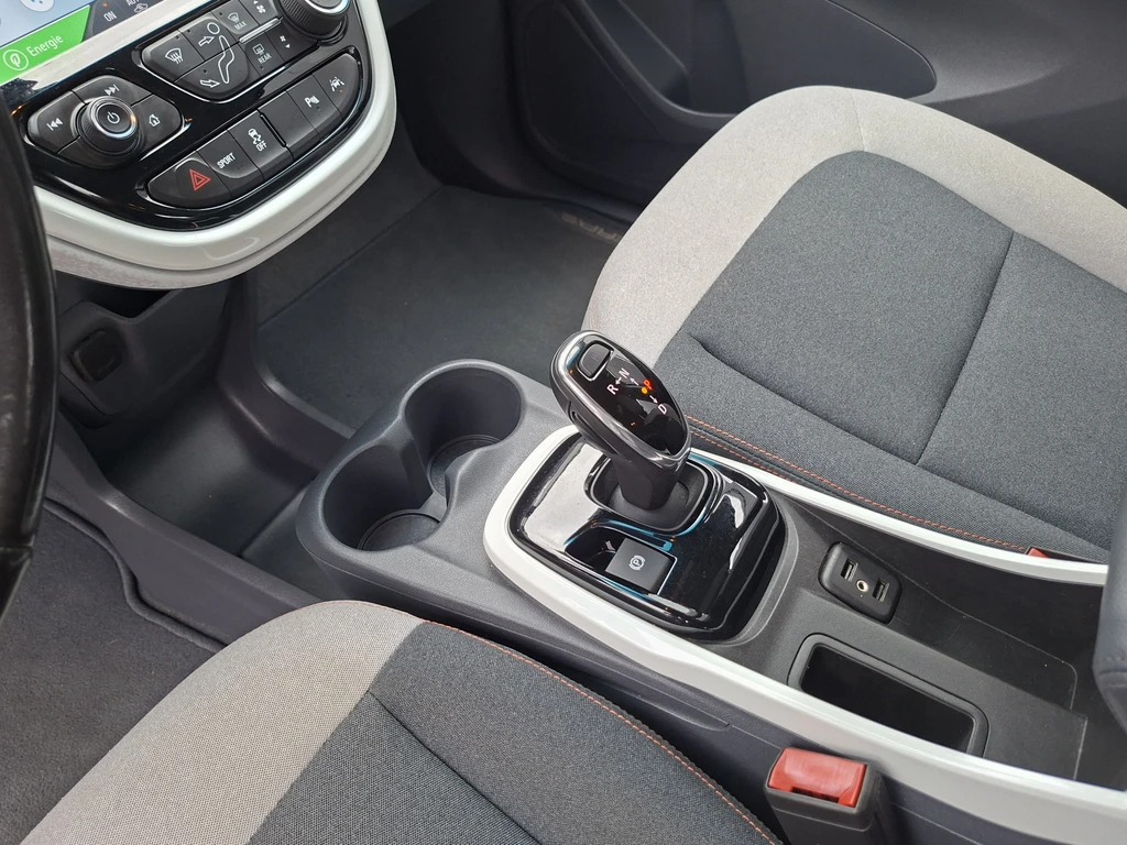 Opel Ampera-e – foto 19